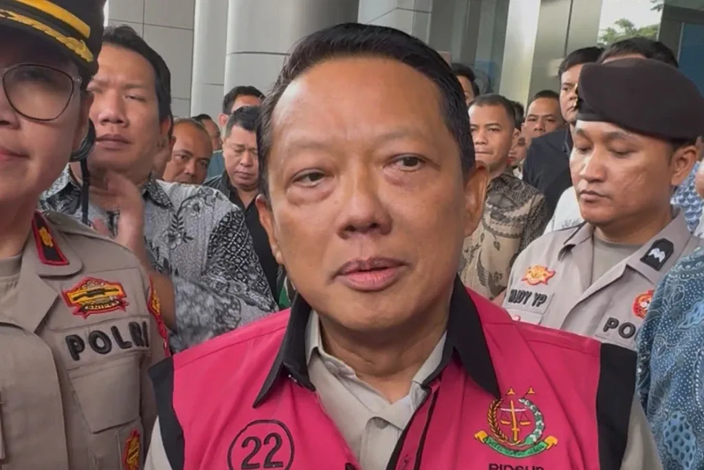 Febrie Bantah Emas 74 Kg Miliknya
