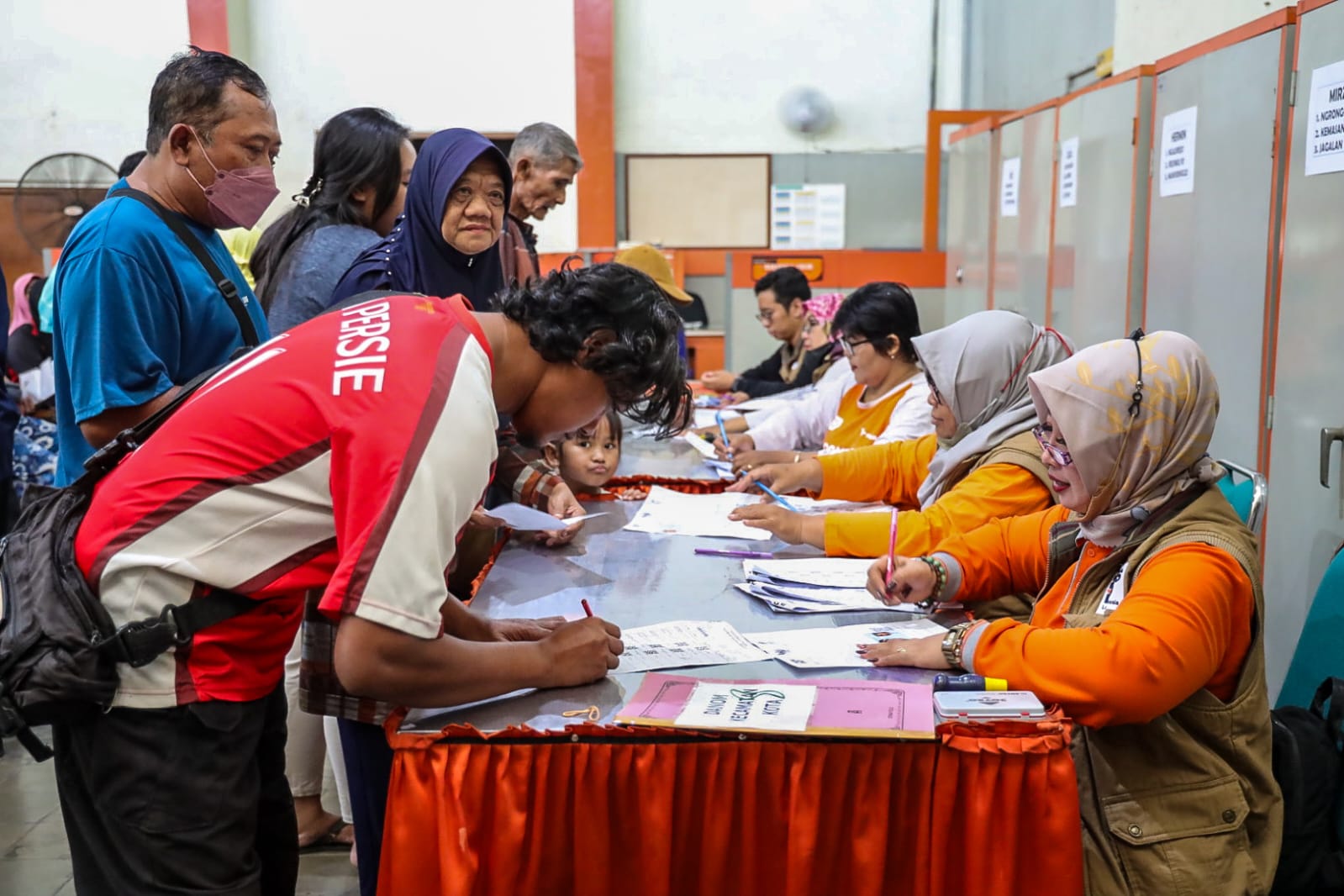 Kemensos: Butuh Bansos Silakan Minta, Diam Dianggap Tak Butuh