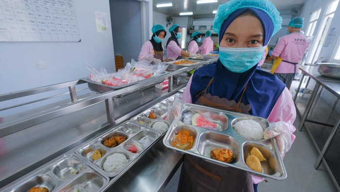 MBG Mengejar Angka, Mengabaikan Fakta