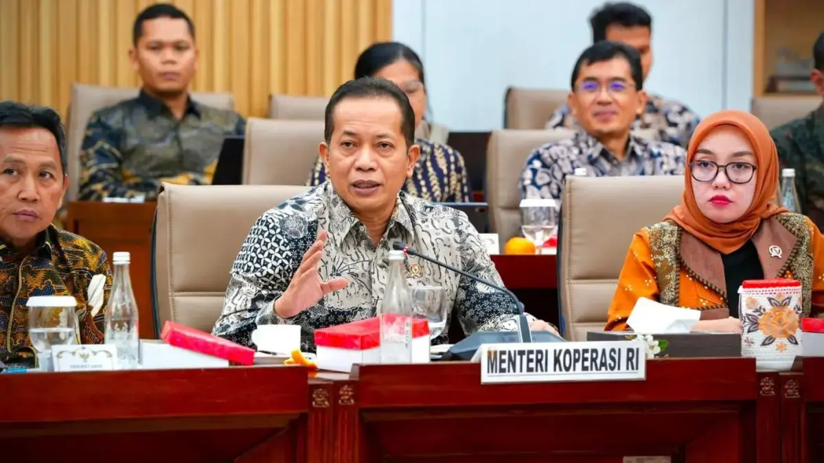 Anggaran Kipas Angin Kopdes Rp1,8 Triliun Dipertanyakan, Pemerintah Sebut Bukan Proyek Kemenkop